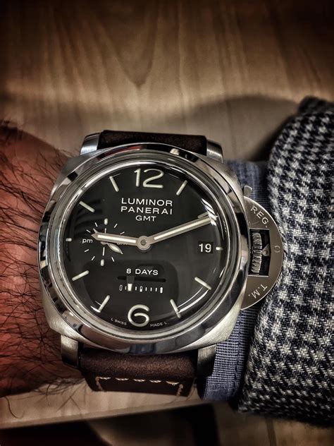 panerai pam 213 review|panerai pam233.